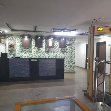 Hotel Airport Aditya Inn Neu-Delhi Exterior foto